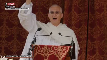 Oheň Ducha: Kázání o. Bonina z pouti do Chartres
  