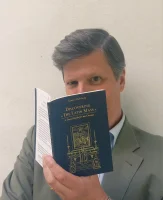 Tradiční latinská mše je „naprostým opakem dnešního světa“, říká Eduard Habsburg
  